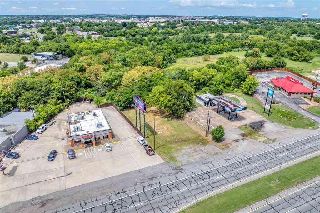 Vacant Land For Sale - 2012 Texoma Parkway<br/> Sherman, TX 75090