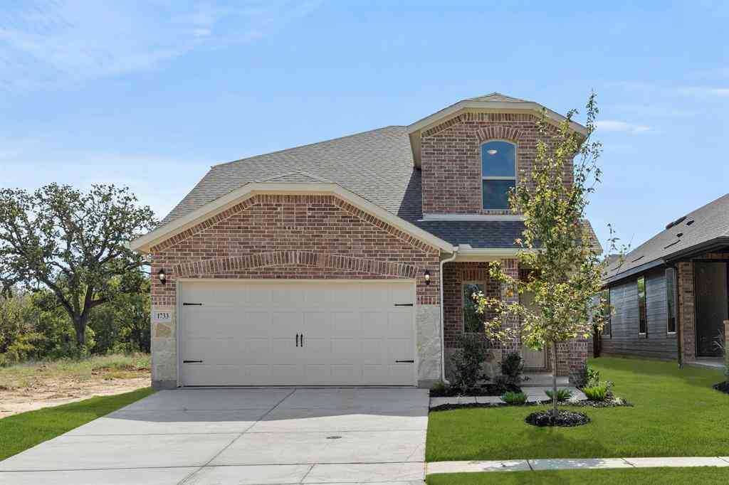 Homes For Sale - 1733 Meadow Crest Drive<br/> Aubrey, TX 76227