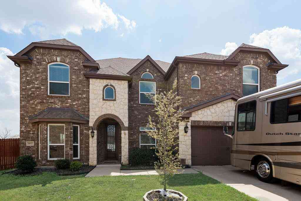 Homes For Sale - 1652 Scarlet Crown Drive<br/> Fort Worth, TX 76177
