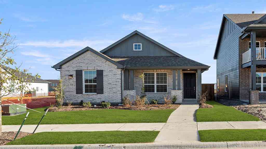 Homes For Sale - 3234 Summerland Drive<br/> Rockwall County, Royse City, TX 75189