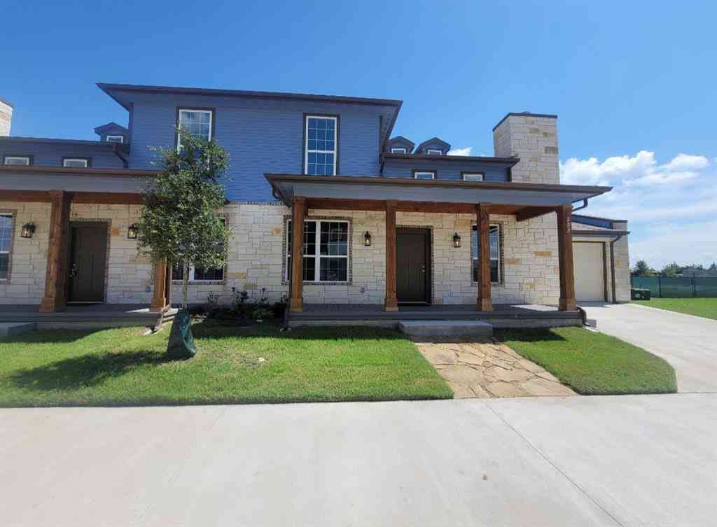 Townhouse For Rent - 104 Perch Drive<br/> West Tawakoni, TX 75474