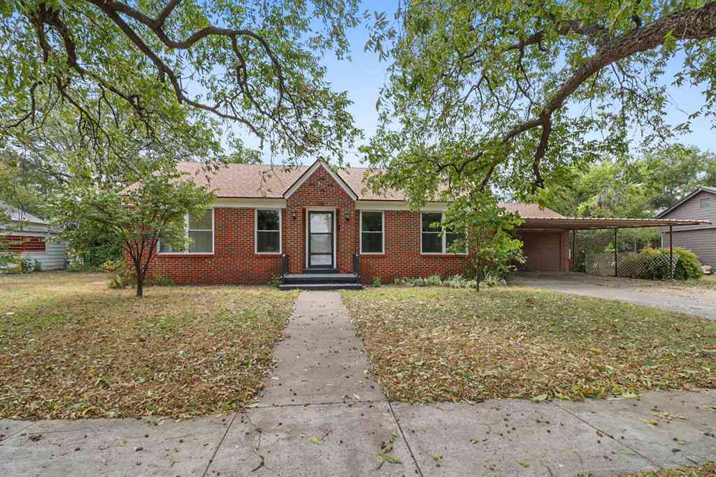 Homes For Sale - 108 Miami Street<br/> Coleman County, Coleman, TX 76834