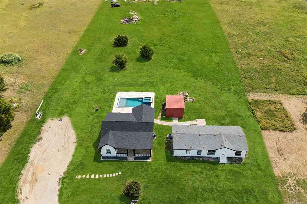 Homes For Sale - 1714 County Road 658<br/> Farmersville, TX 75442