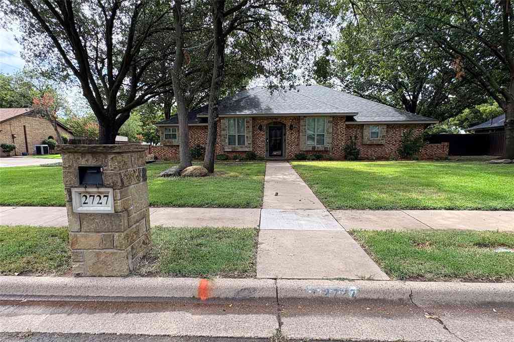 Homes For Sale - 2727 Amherst Drive<br/> Wichita County, Wichita Falls, TX 76308
