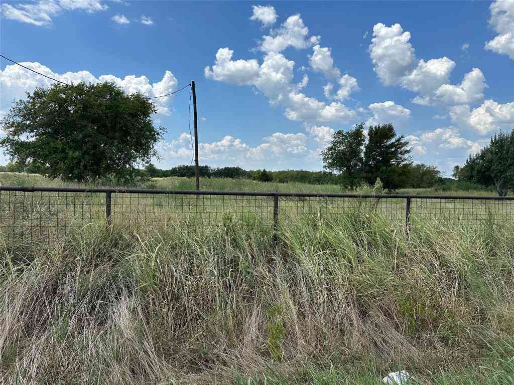 Vacant Land For Sale - LOT 8 Eastline Road<br/> Whitewright, TX 75491