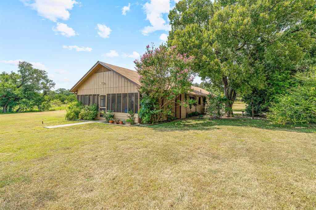 Homes For Sale - 15061 Highway 6<br/> Bosque County, Iredell, TX 76649