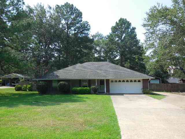 Homes For Sale - 6767 Spring Valley Drive<br/> Shreveport, LA 71107
