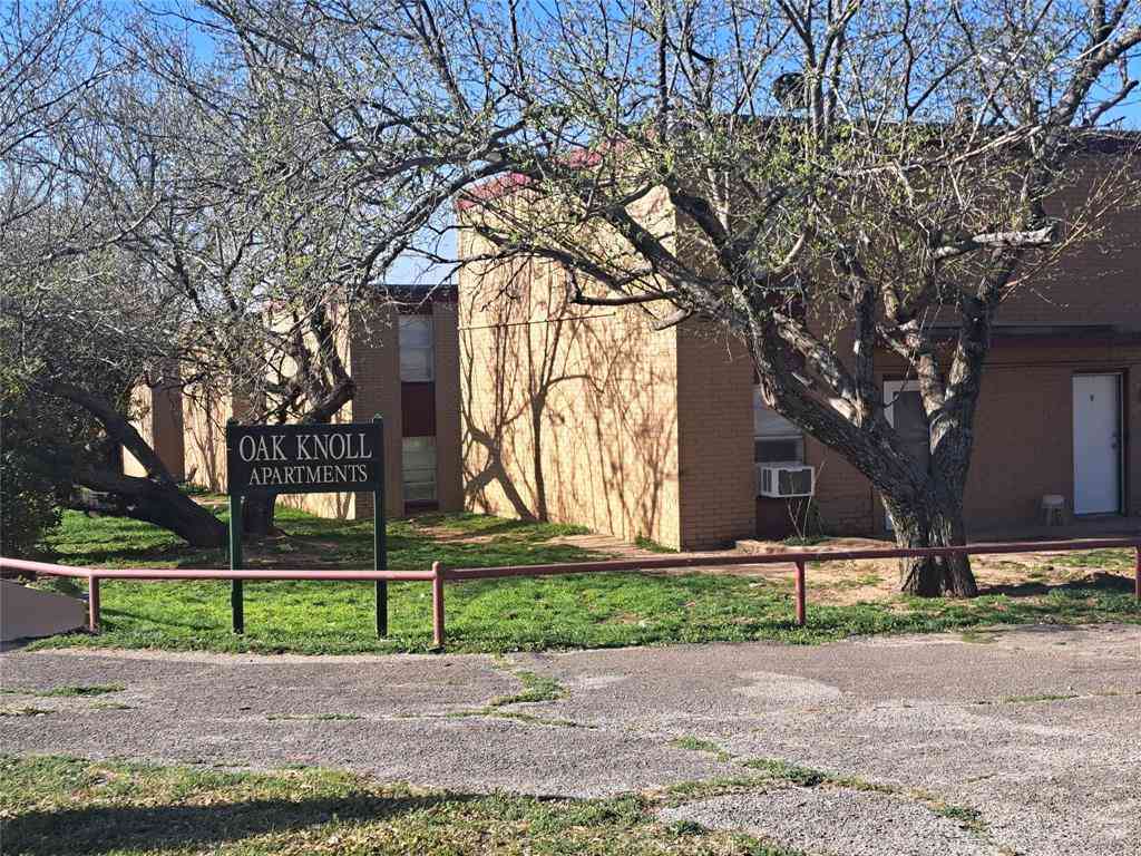 Apartment For Rent - 109 Mimosa Street<br/> Weatherford, TX 76086