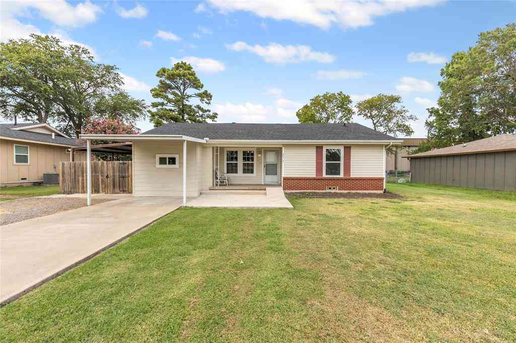 Homes For Sale - 2812 Albert Street<br/> Greenville, TX 75401
