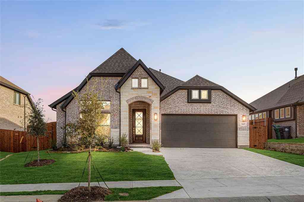 Homes For Sale - 5605 Hazelnut Lane<br/> Denton, TX 76226