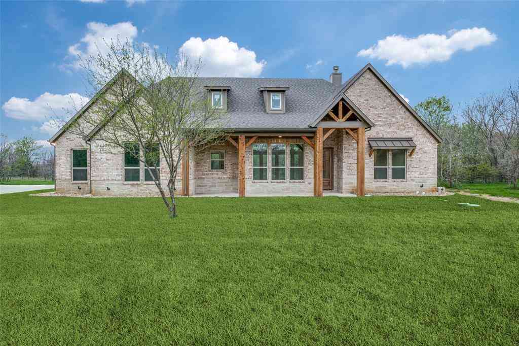 Homes For Sale - 345 Private Road 4512<br/> Decatur, TX 76234