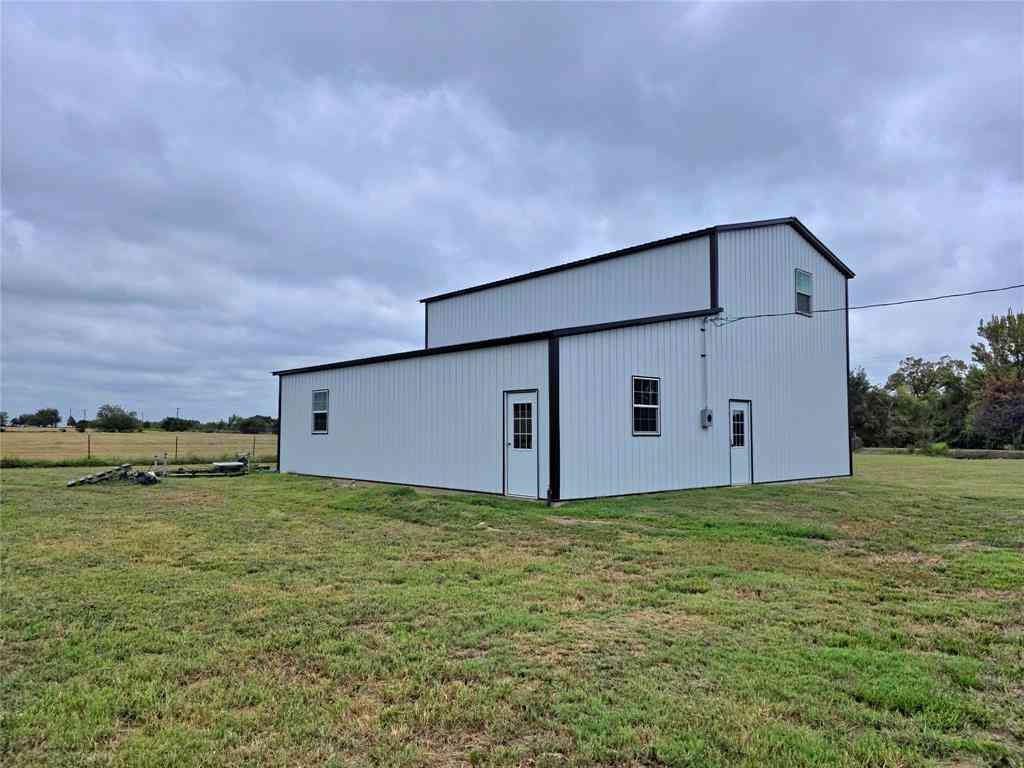 Homes For Sale - 16150 County Road 245<br/> Terrell, TX 75160