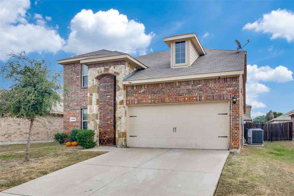 Homes For Sale - 2209 Torch Lake Drive<br/> Kaufman County, Forney, TX 75126