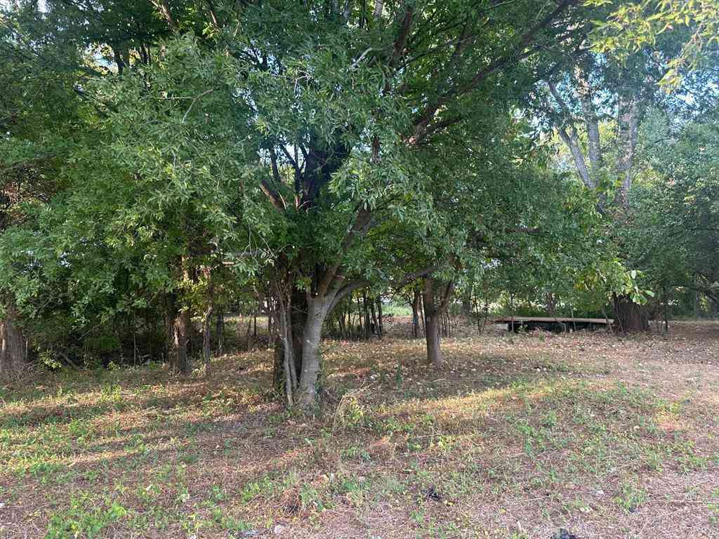 Vacant Land For Sale - 331 E Bear Creek Road<br/> Dallas County, Glenn Heights, TX 75154