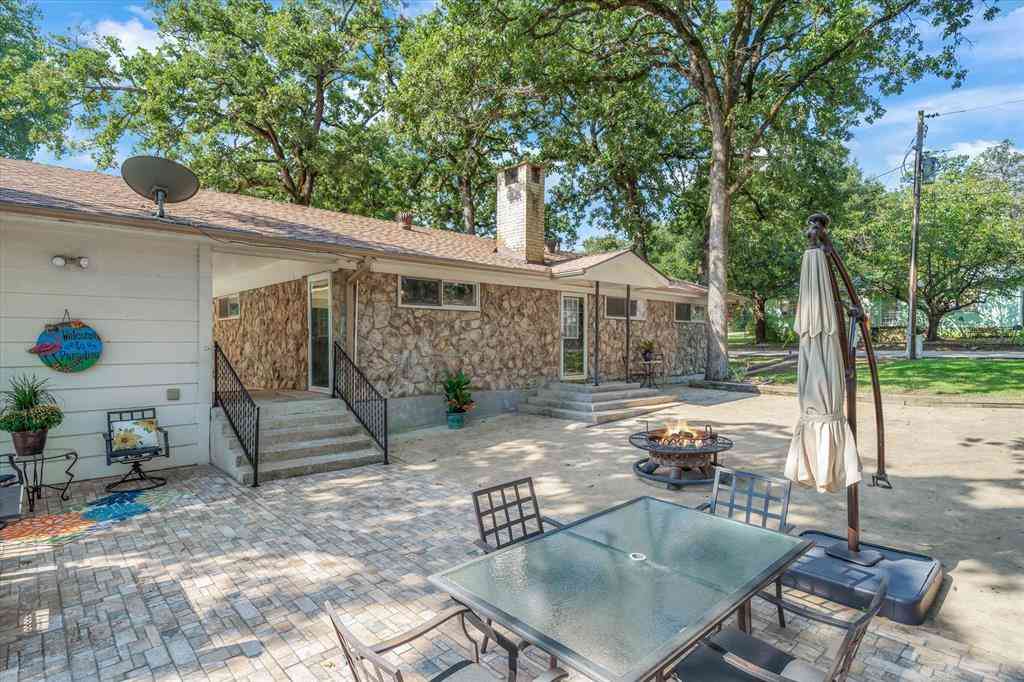 Homes For Sale - 913 Doe Run Road<br/> Tool, TX 75143