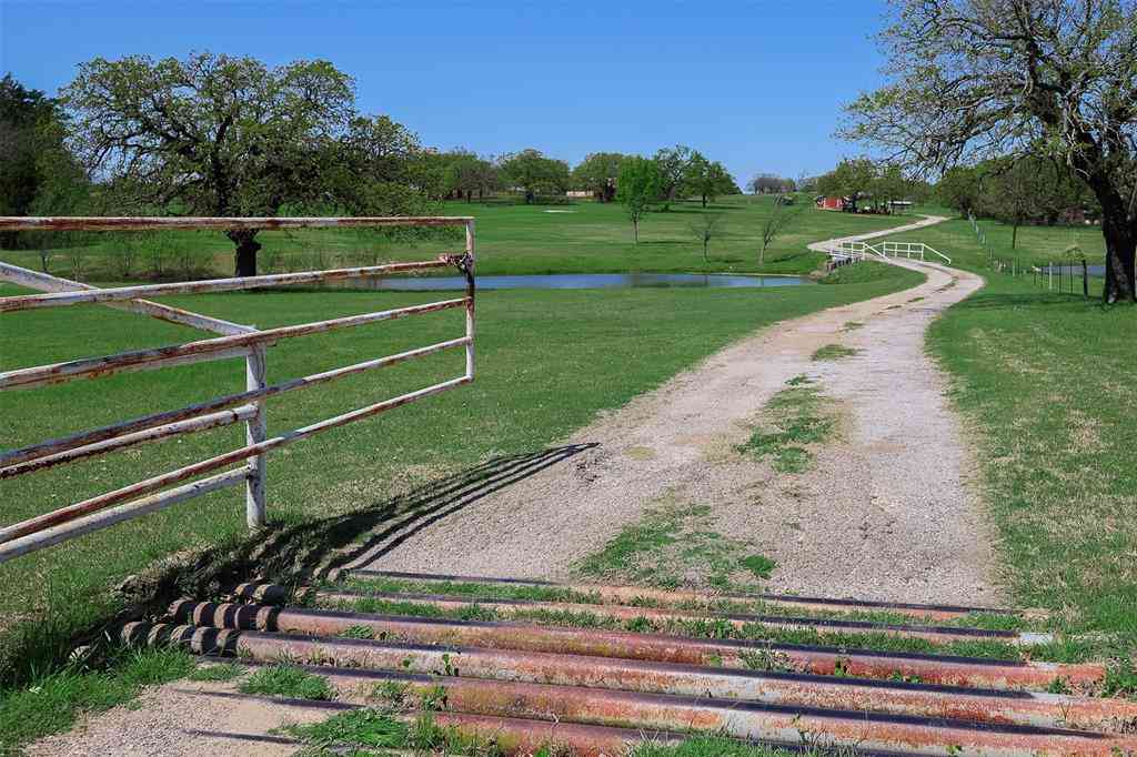Homes For Sale - 4425 County Road 711<br/> Johnson County, Cleburne, TX 76031