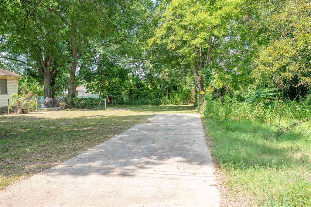 Vacant Land For Sale - 1609 Plum<br/> Texarkana, TX 75501