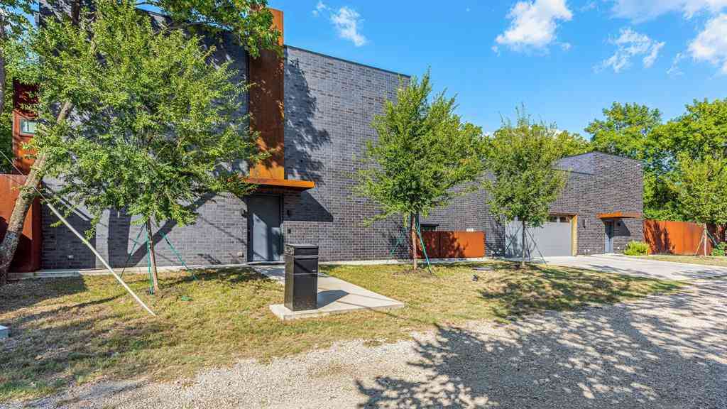 Homes For Sale - 4798 Iberia Avenue<br/> Dallas, TX 75207