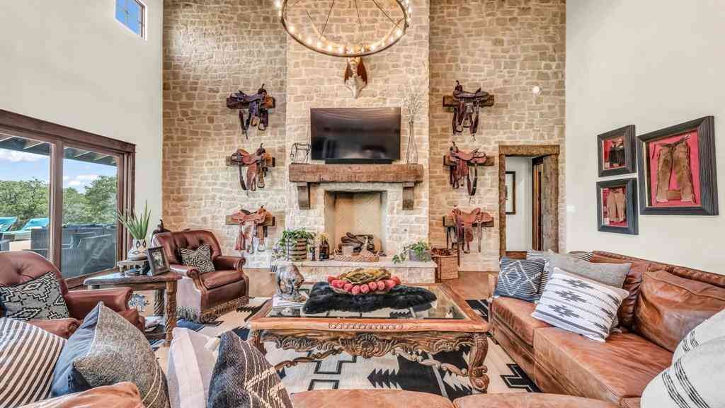 Apartment For Sale - 501 Grimes Road<br/> Parker County, Mineral Wells, TX 76067
