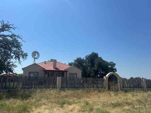 Apartment For Sale - 301 Pr 2267<br/> Sutton County, Sonora, TX 76950