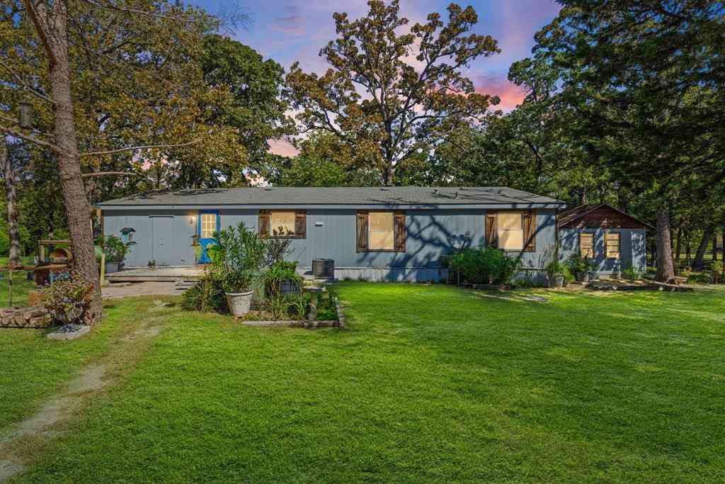 Homes For Sale - 8324 Big Oaks<br/> Quinlan, TX 75474