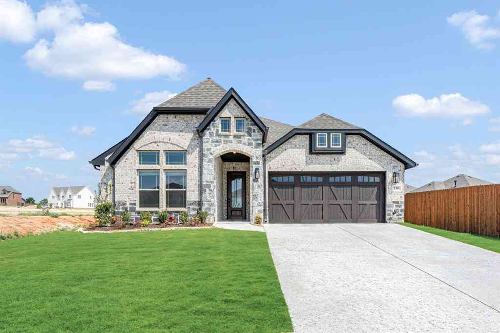 Homes For Sale - 130 Kingfisher Lane<br/> Aledo, TX 76008