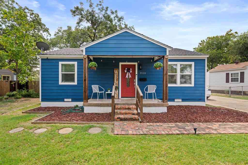 Homes For Sale - 2114 Engle Avenue<br/> Dallas, TX 75224