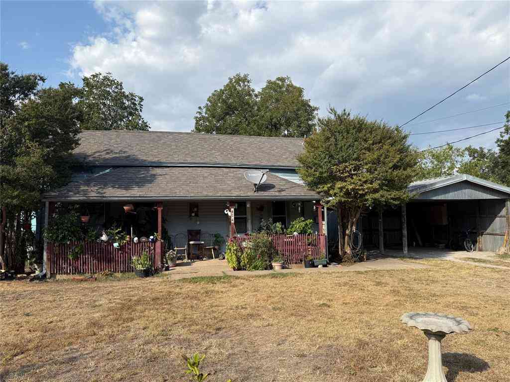 Homes For Sale - 414 E Harris Street<br/> Dublin, TX 76446