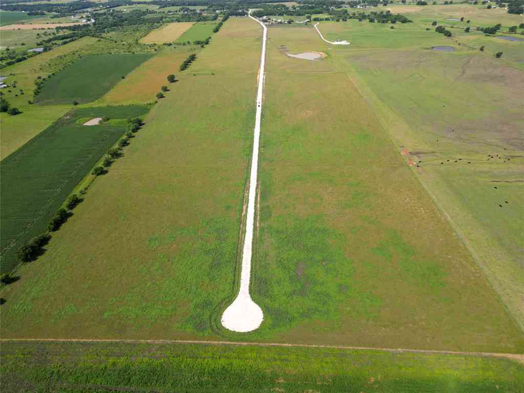 Vacant Land For Sale - 0000 Private Road 415 Road #LOT 7<br/> Hill County, Covington, TX 76636