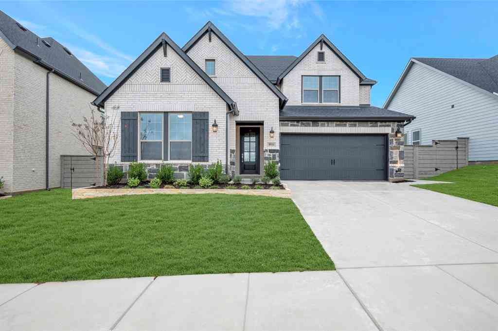 Homes For Sale - 8916 Chestnut Lane<br/> Justin, TX 76247