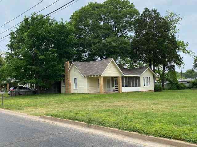 Homes For Sale - 302 W College Street<br/> Athens, TX 75751