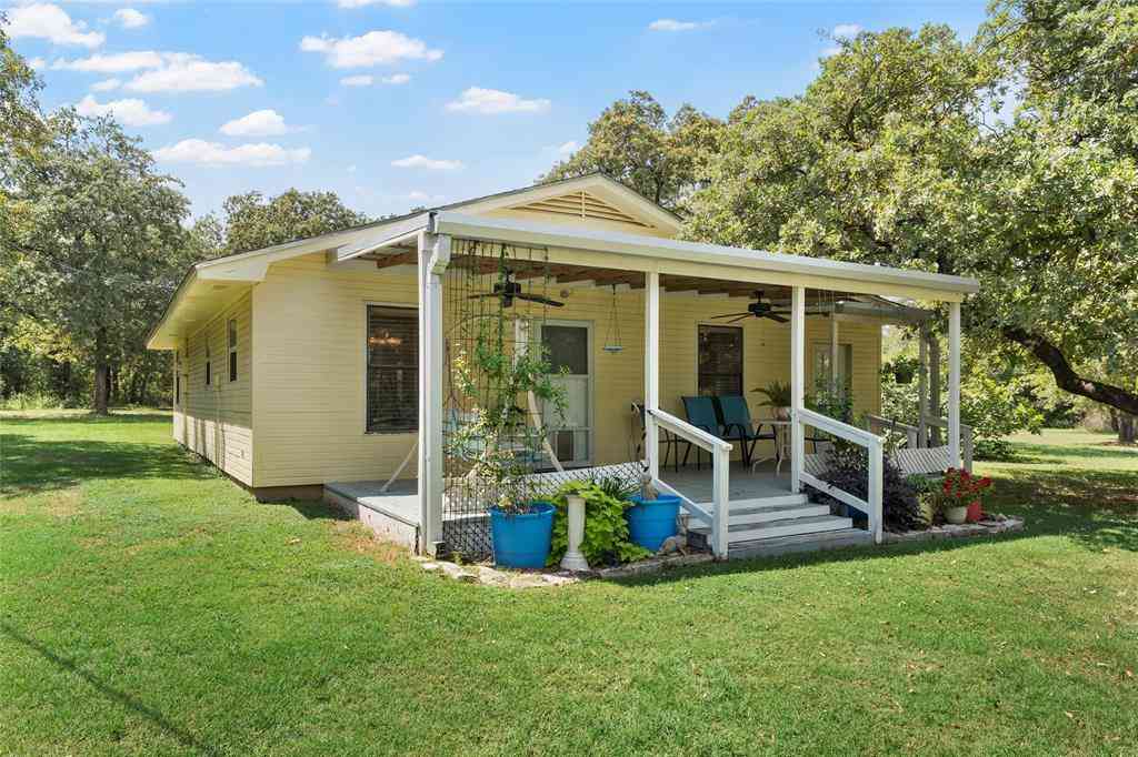 Homes For Sale - 284 County Road 326a<br/> Rosebud, TX 76570