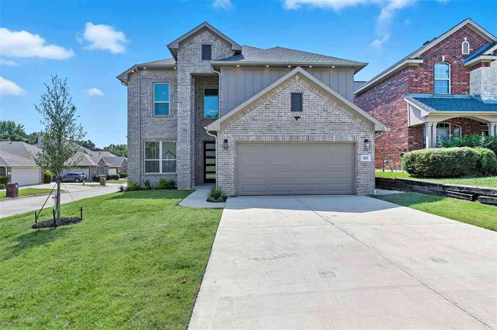 Homes For Sale - 3003 Oak Bourne Drive<br/> Tarrant County, Arlington, TX 76016