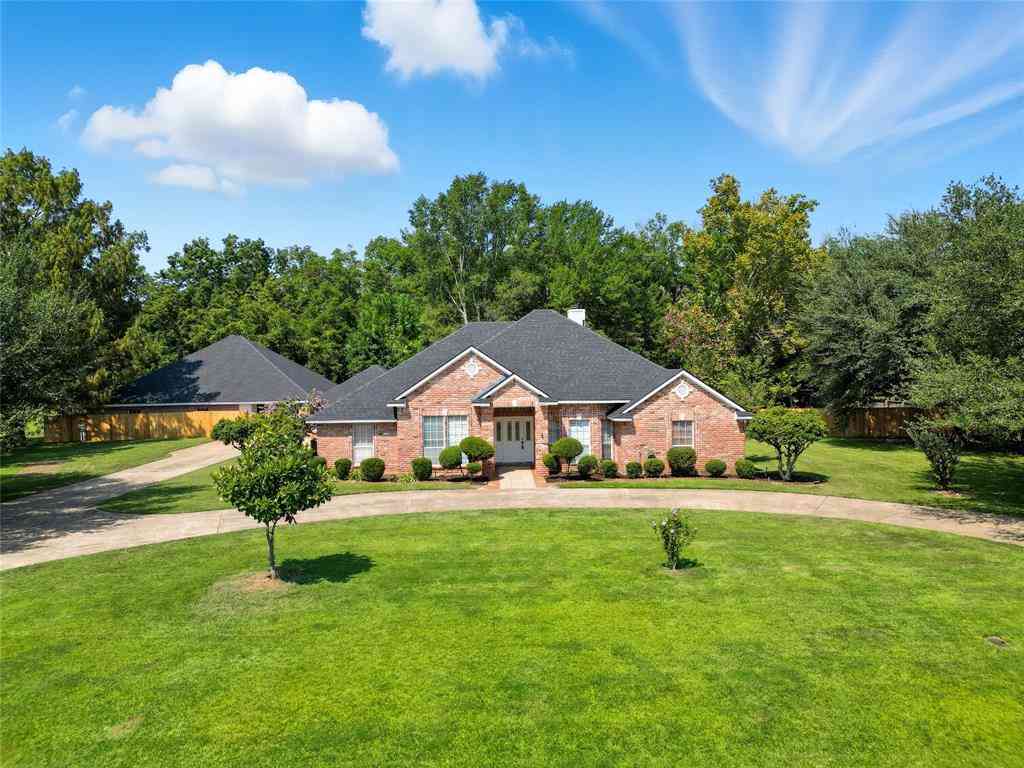 Homes For Sale - 107 Lakewood Point Drive<br/> Bossier County, Bossier City, LA 71111