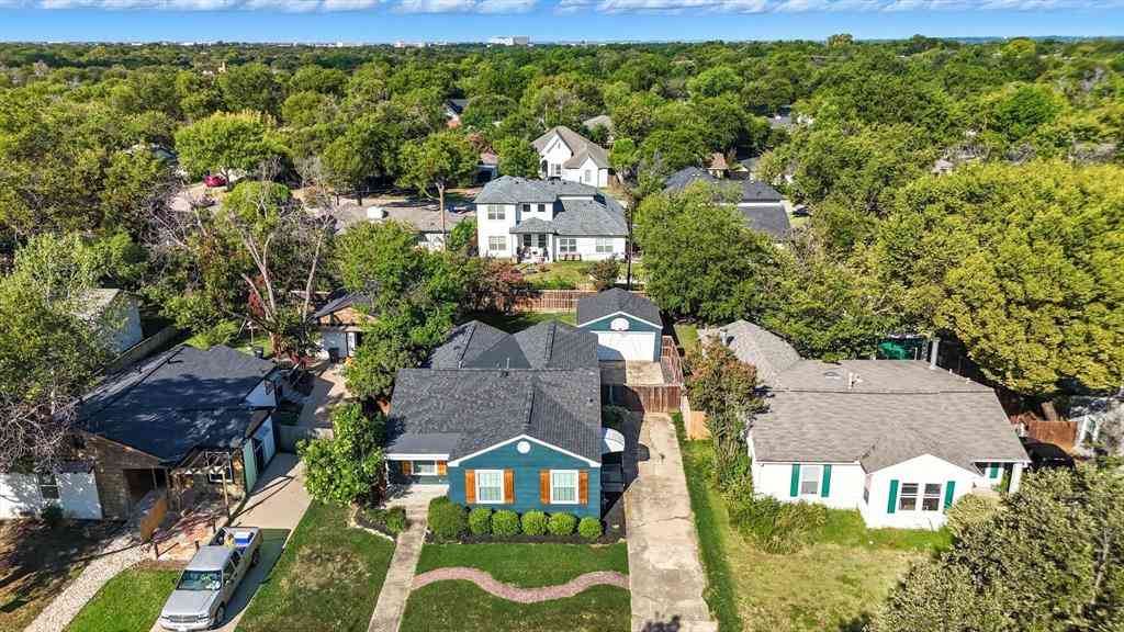 Homes For Sale - 4028 Boyd Avenue<br/> Tarrant County, Fort Worth, TX 76109