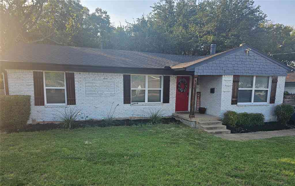 Homes For Rent - 9911 Ferguson Road<br/> Dallas, TX 75228