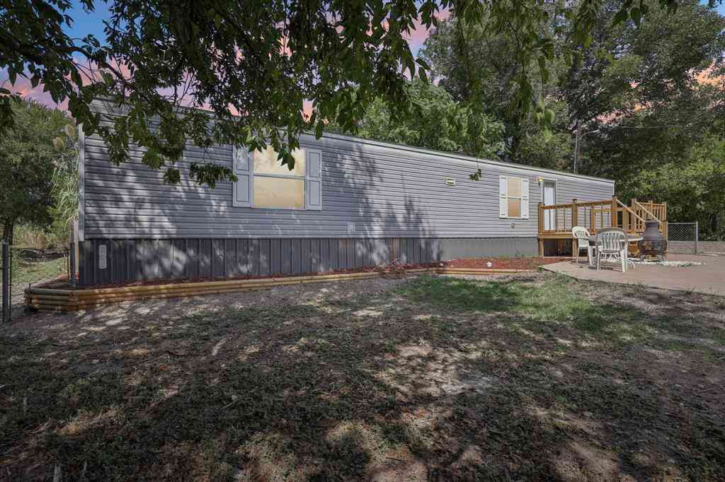 Mobile Home For Sale - 4214 Tejas Trail<br/> Hood County, Granbury, TX 76048