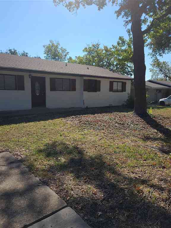 Homes For Sale - 5209 Stonewall Street<br/> Hunt County, Greenville, TX 75402