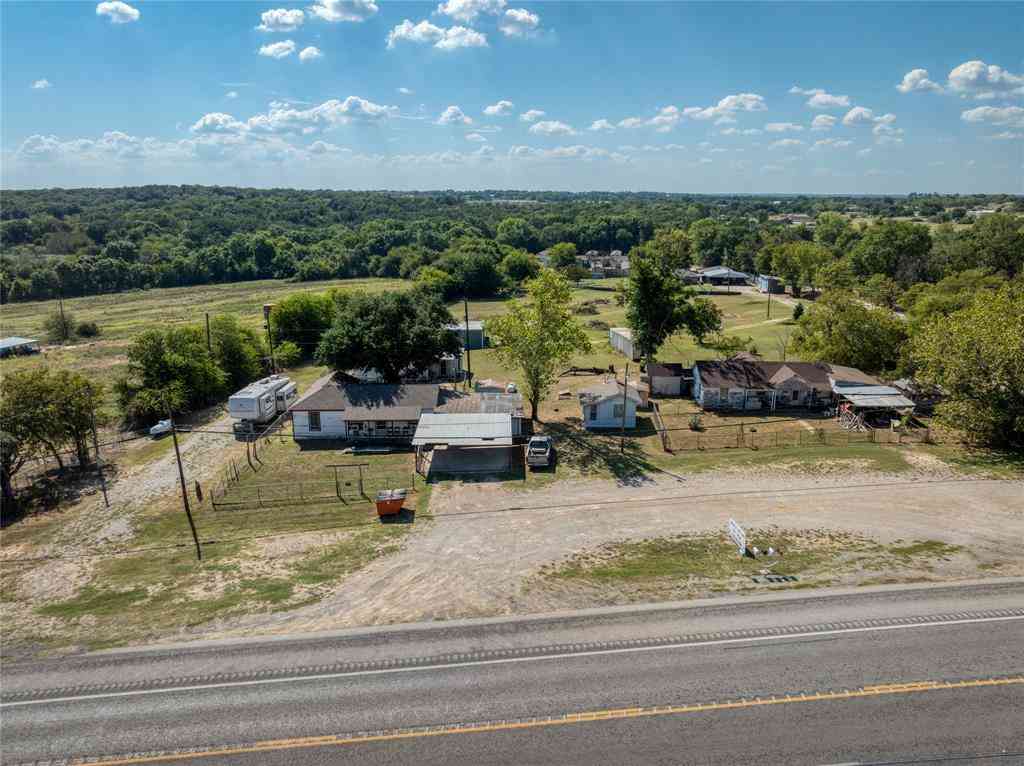 Apartment For Sale - 6473 W Highway 199<br/> Parker County, Springtown, TX 76082