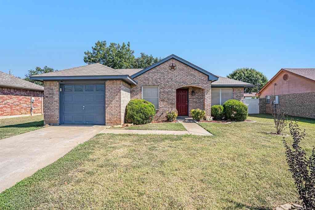 Homes For Rent - 602 Mcanear Street<br/> Cleburne, TX 76033