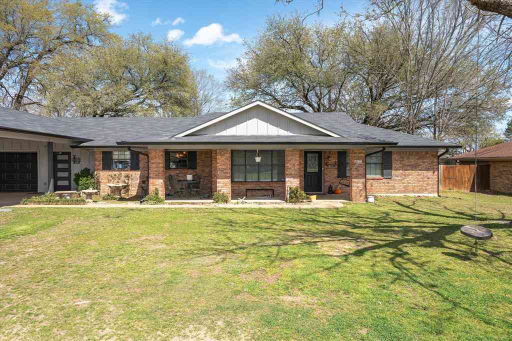 Homes For Sale - 350 Alaska<br/> Van, TX 75790