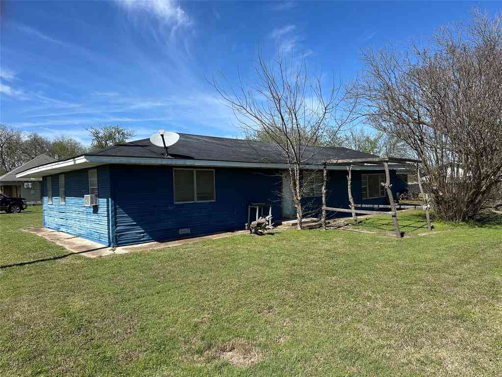 Homes For Sale - 5273 Fm 73 Road<br/> Limestone County, Prairie Hill, TX 76678