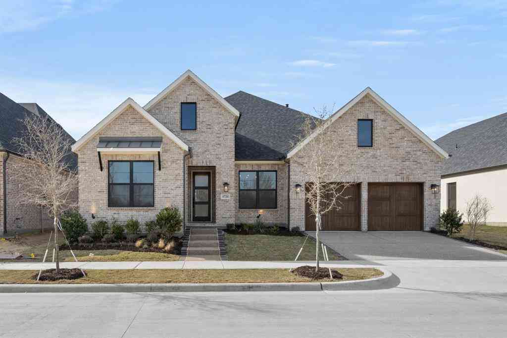 Homes For Sale - 4726 Hawthorn Hills<br/> Arlington, TX 76005
