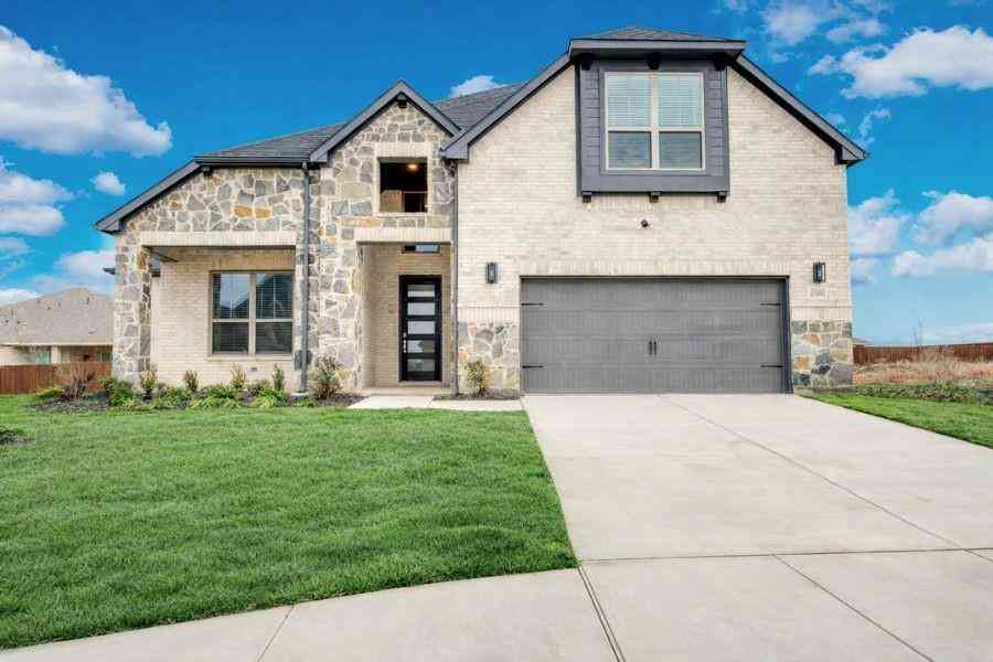 Homes For Sale - 4309 Laurel Trail<br/> Midlothian, TX 76065