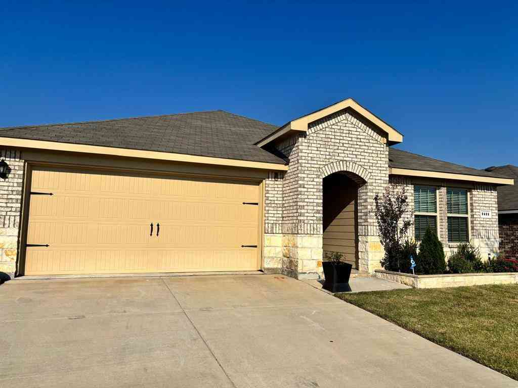 Homes For Sale - 1411 Thunder Canyon<br/> Josephine, TX 75189