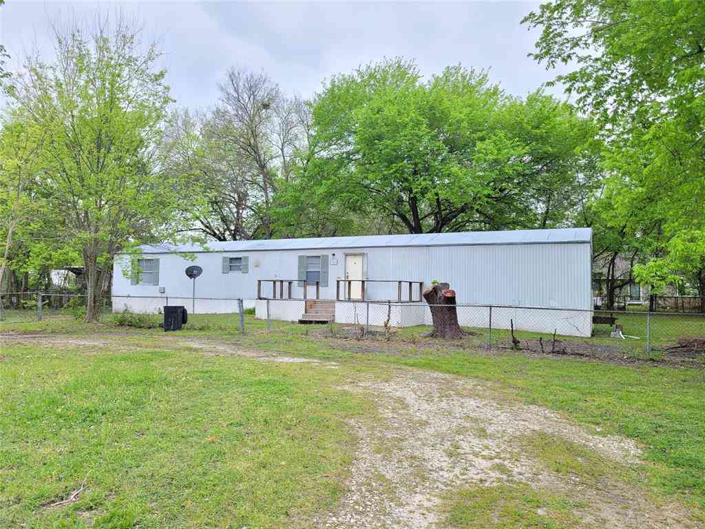 Mobile Home For Sale - 925 Redoak Drive<br/> Hunt County, West Tawakoni, TX 75474