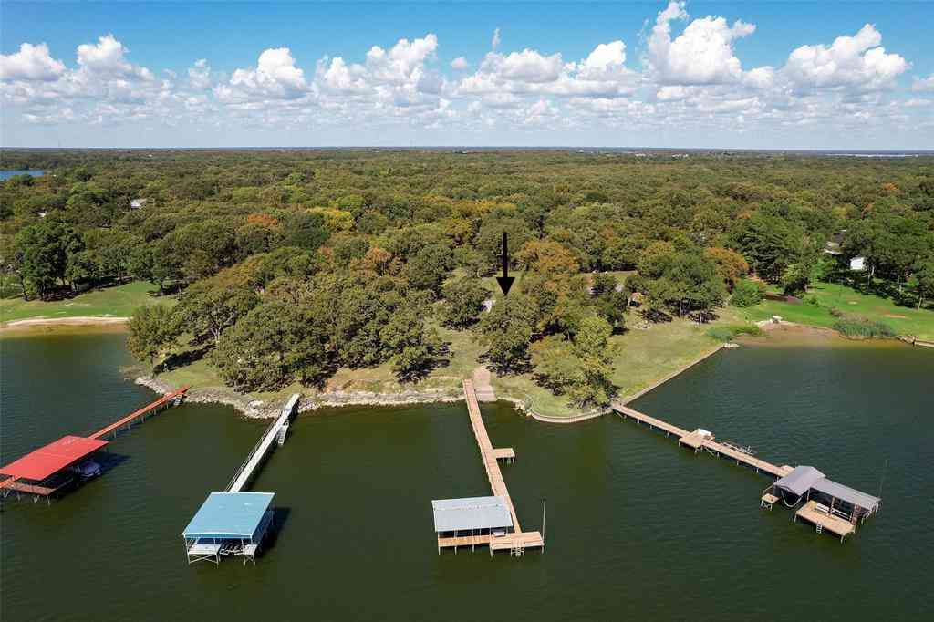 Homes For Sale - 229 Lakeside Drive<br/> Hunt County, West Tawakoni, TX 75474
