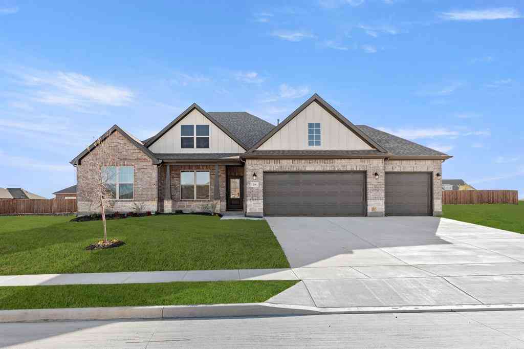 Homes For Sale - 219 Saddletree Drive<br/> Nevada, TX 75173