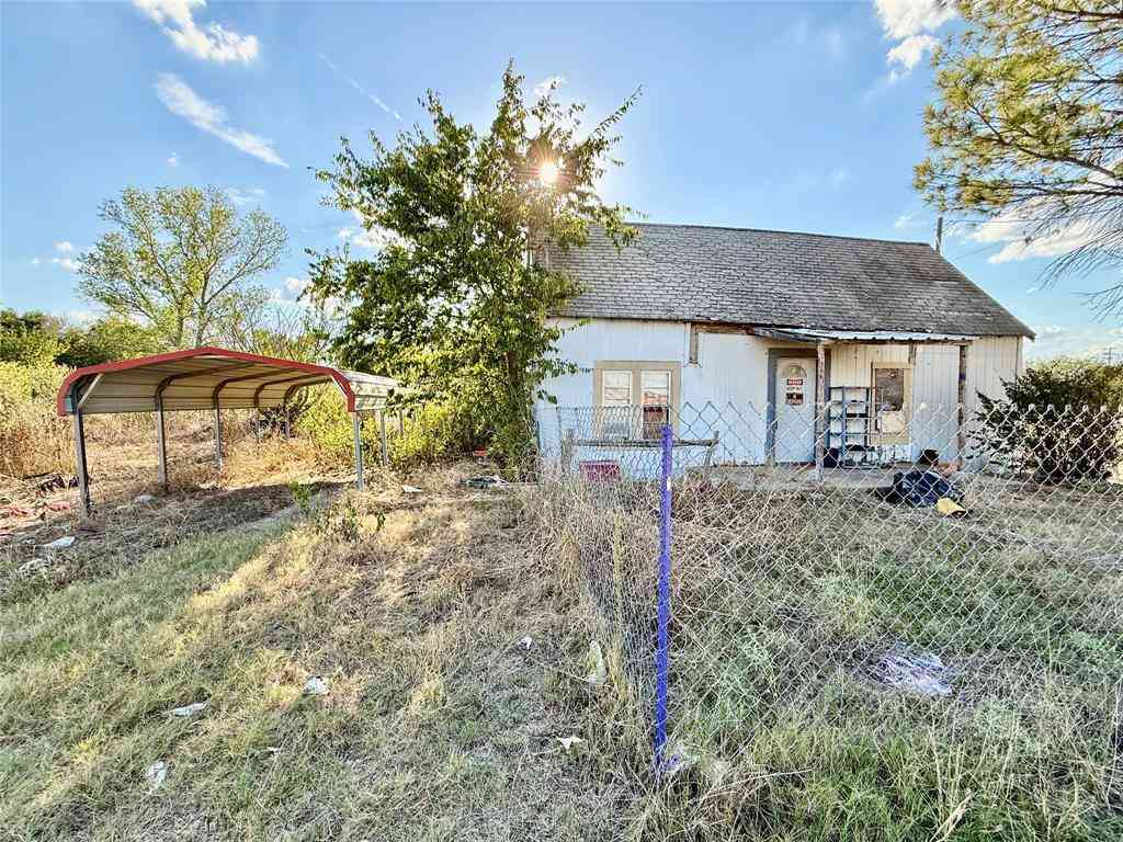Homes For Sale - 211 Cherry Street<br/> Parker County, Millsap, TX 76066