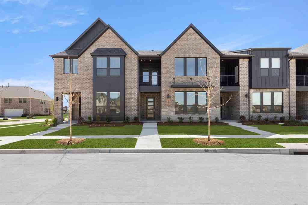 Townhouse For Sale - 3904 Keya Drive<br/> Celina, TX 75078
